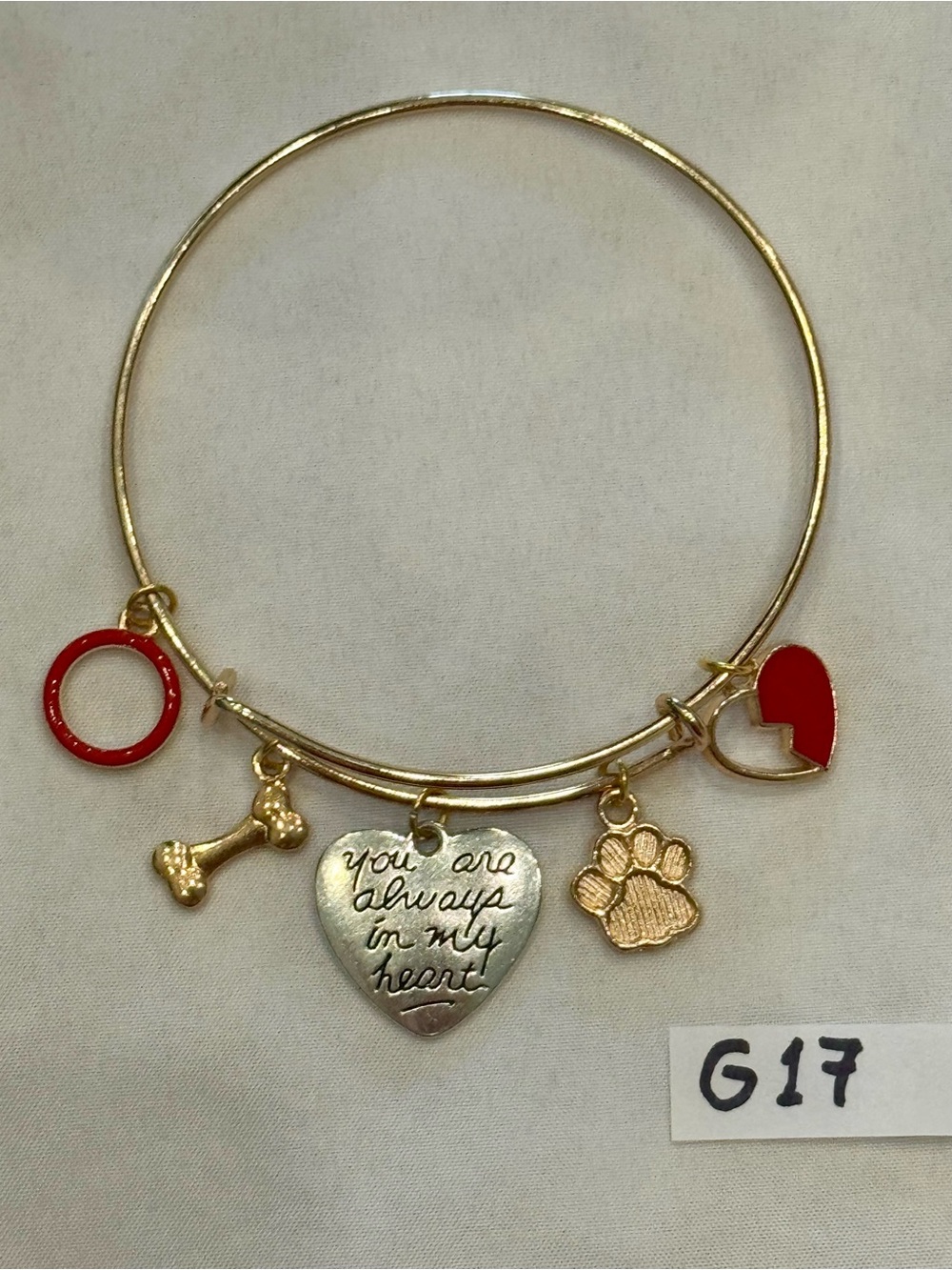 G17 Heart Dog Love Charm Bangle Bracelet